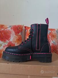Stivali Dr. Martens Jadon II Neon Star in pelle 