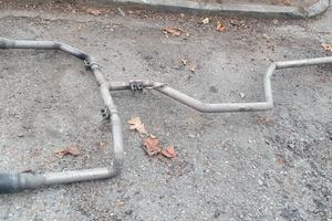 Scarico doppio diretto con terminale akrapovic