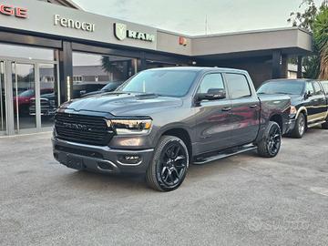 RAM 1500 1500 5.7 V8 Crew Cab LARAMIE Black Nigh
