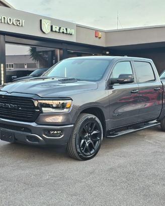 RAM 1500 1500 5.7 V8 Crew Cab LARAMIE Black Nigh