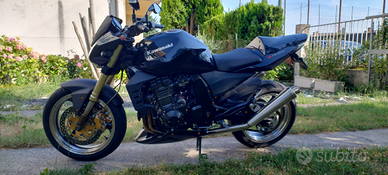 Stupenda Kawasaki Z1000