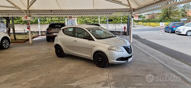 Lancia Ypsilon 1.3 Mjt 95cv 5 porte S&S Elle