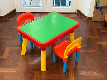 Tavolino bambini multigioco con sedie