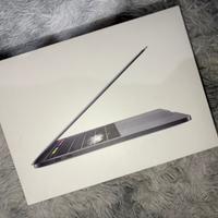 Macbook Pro 13 2018 512 GB SSD 8 GB RAM
