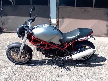 ducati Monster 600