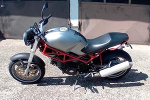 ducati Monster 600