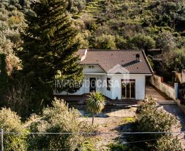 Villa Unifamiliare di 240 mq su 2 livelli