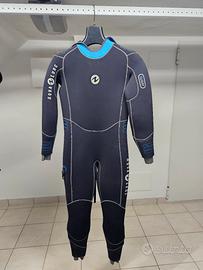 kit Muta, mutino, calzari e pinne per subacquea 