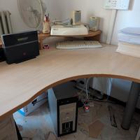 scrivania da ufficio da mobiliere