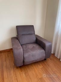 Poltrona recliner Conforama