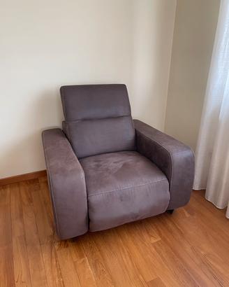 Poltrona recliner Conforama