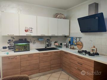 cucina  Berloni completta di elettrodomestici