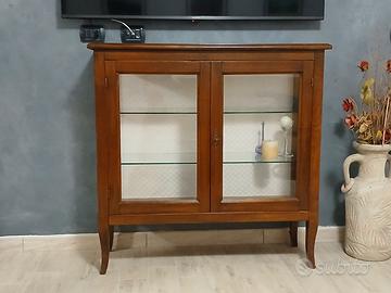 Vetrina 2 ante e tavolino