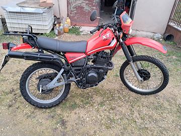 Yamaha XT 550