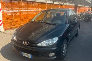 Peugeot 206 94.000 km benzina