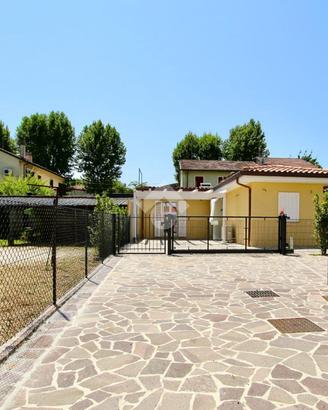 VILLA SINGOLA A SAN MAURO PASCOLI