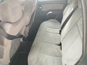 C3 1.4  esclusive anno 2005