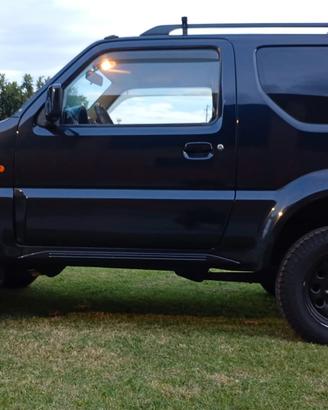 SUZUKY JIMNY 1300CC, BENZINA, RIALZATO