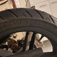 Gomme moto 130/70 , 100/80