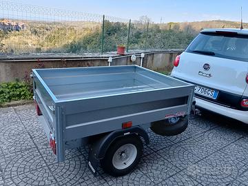 fiat 500L con carrello