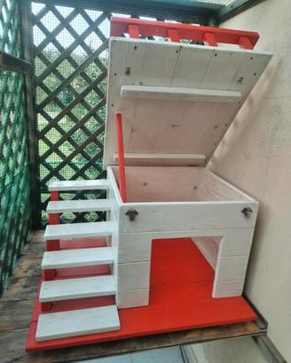 Cuccia in legno per gatti o cani di piccola taglia