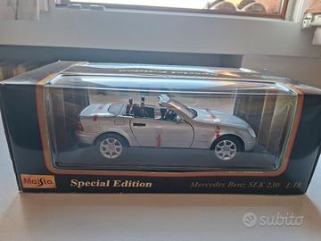 Special Edition

Mercedes Benz SLK 230

1:18