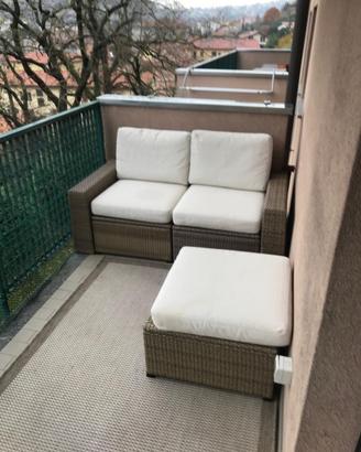 Divanetto da giardino in vimini con Pouf