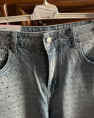 Jeans blu con brillantini nuovi