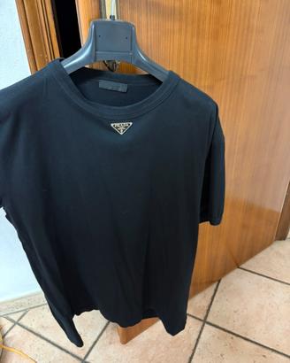 T shirt prada