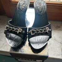 Taccchi/ sandalo cesare paciotti nere nuove