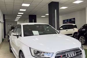 Audi A1 S1 2.0 TFSI quattro