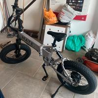 Bici elettrica Mate