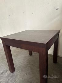 Tavoli in rovere di varie dimensioni