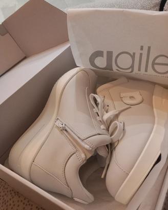 Sneakers Agile by Rucoline donna
