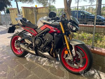 Triumph street triple 765 rx