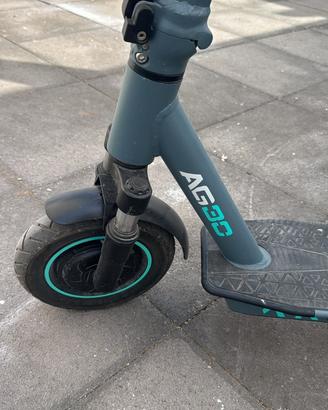 Monopattino elettrico Argento ag30