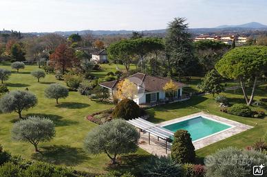 VILLA SINGOLA A MANERBA DEL GARDA