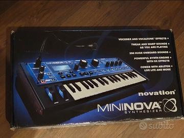 Novation MiniNova sintetizzatore con vocoder