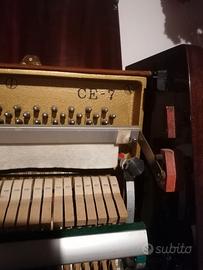 Pianoforte kawai CE-7