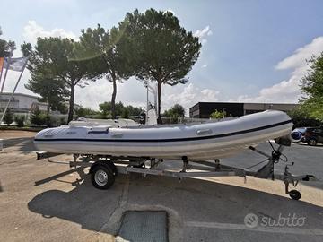 Gommone predator 660