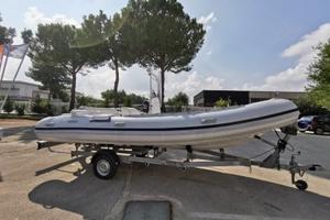 Gommone predator 660