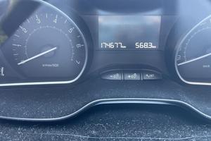 Peugeot 208 Pure Tech 82 5P Active