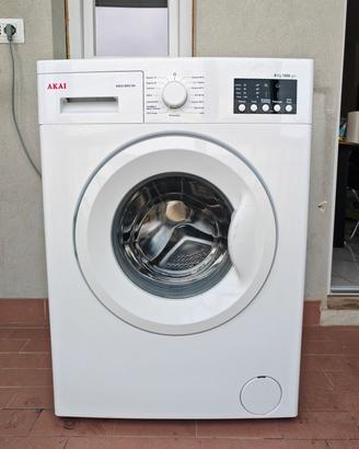 Lavatrice Akai 8 kg 1000 giri
