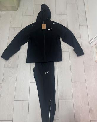 Tuta completa  nike running -taglia L-
