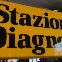 Insegna Renault luminosa 