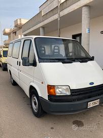 Affidabile Ford Transit