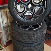 KIT CERCHI IN LEGA + GOMME ALFA ROMEO TONALE