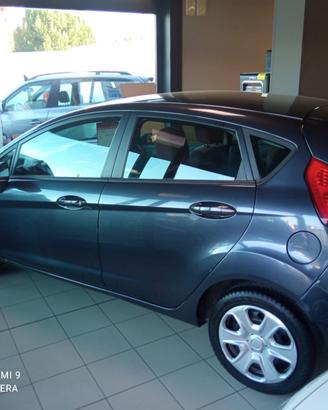Ford Fiesta 1.4 TDCi 5p. Ghia neopatentati