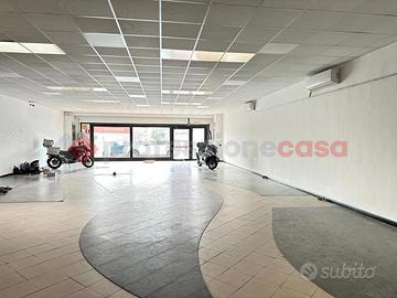 Negozio Arezzo [RIF. C1381ACG]