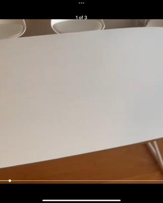 Tavolo da pranzo bianco dal design moderno